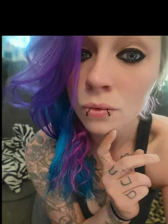 OnlyFans cuenta livngdeadgrl91 avatar 1