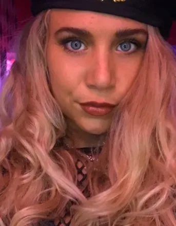 OnlyFans cuenta amylaura avatar 1