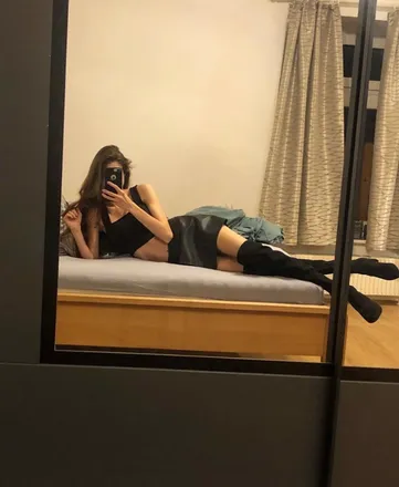 OnlyFans cuenta stella.miller75 header 2