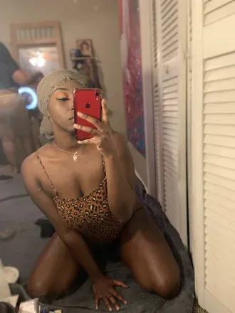 OnlyFans of peachyy_peaches