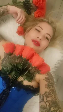 OnlyFans account  filthyemma avatar 1