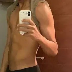 OnlyFans cuenta danile_hung avatar 1