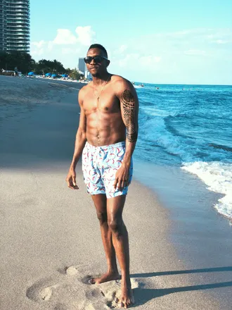 OnlyFans cuenta pumpumeaterzel header 2