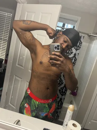 OnlyFans cuenta everyladiesdream header 2