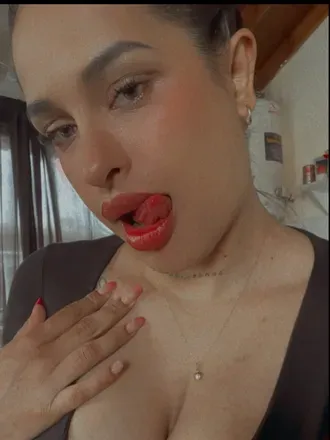 OnlyFans cuenta sexynascha avatar 1
