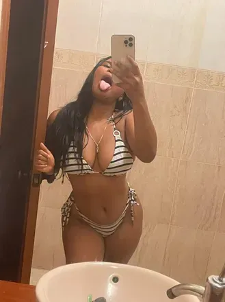 OnlyFans cuenta yossreyes avatar 1