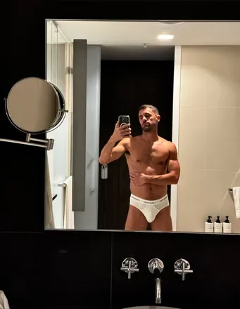 OnlyFans account  bigspoonxxl header 2