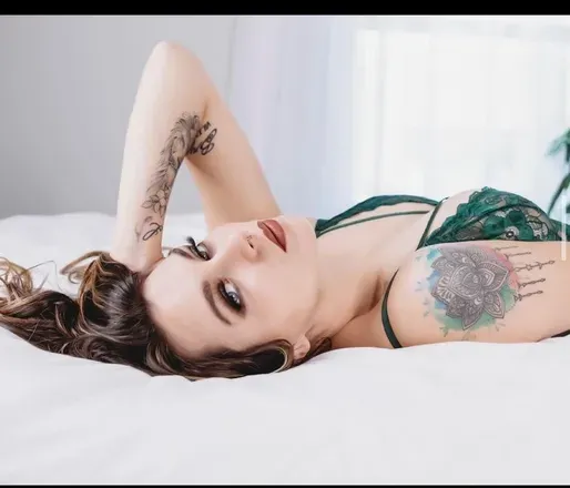 OnlyFans cuenta saphireseductionxx header 2