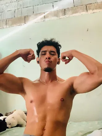 OnlyFans cuenta bengi1 header 2