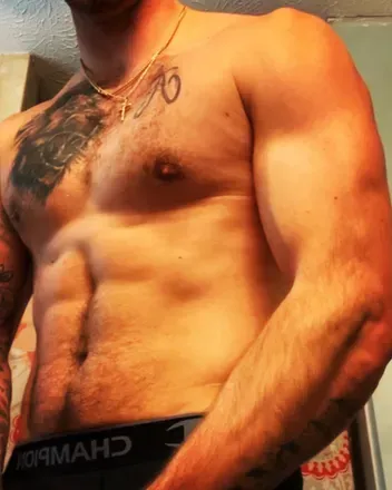 OnlyFans account  gfuzz avatar 1