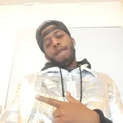 OnlyFans account  yungbulljones avatar 1