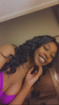 OnlyFans cuenta chocolatehoneyremy avatar 1