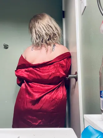 OnlyFans cuenta therightkatie header 2
