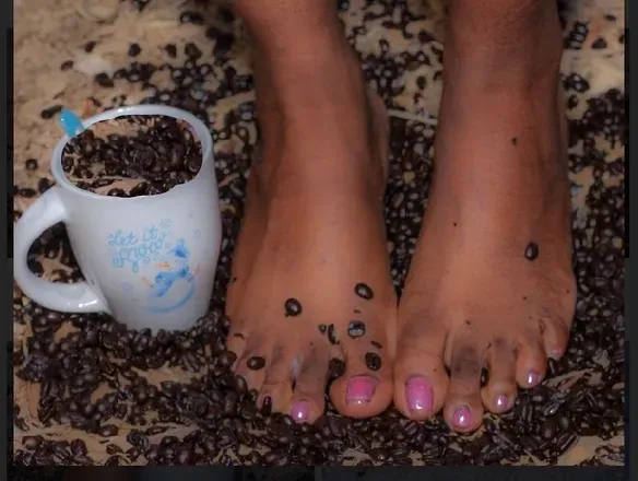 OnlyFans cuenta thefeetcafe header 2