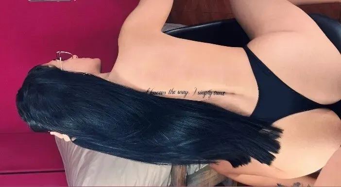 OnlyFans cuenta tusirenitasecreta header 2