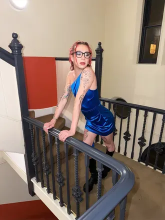 OnlyFans account  missvikytate avatar 1
