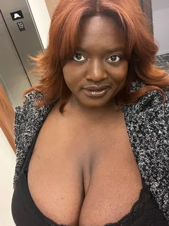 OnlyFans cuenta laceyreddpanties avatar 1