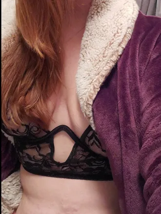 OnlyFans cuenta purpleworld header 2