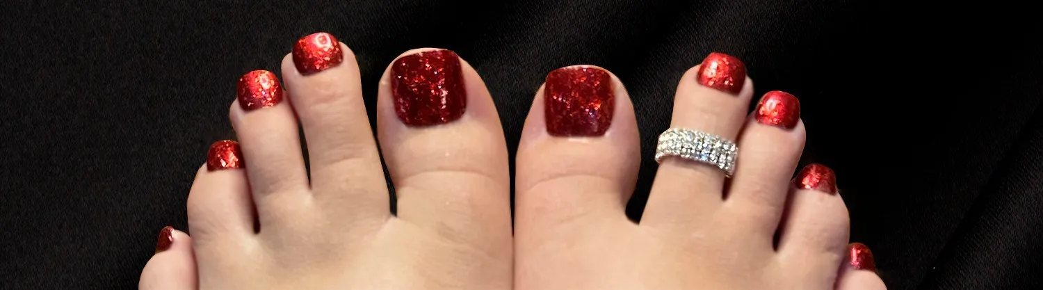 OnlyFans cuenta feetingfrenzie header 2