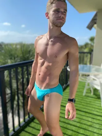 OnlyFans cuenta jonathantylor header 2