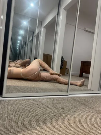 OnlyFans cuenta noraav header 2