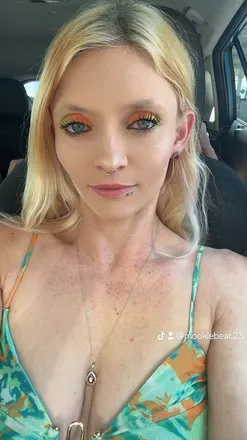 OnlyFans account  envyrose25 avatar 1