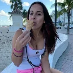 OnlyFans cuenta skybluemermaid1 avatar 1