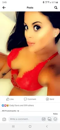 OnlyFans account  sexy_housewife avatar 1