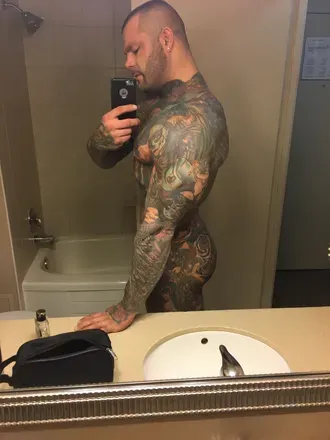 OnlyFans cuenta inkedmuscle1 avatar 1