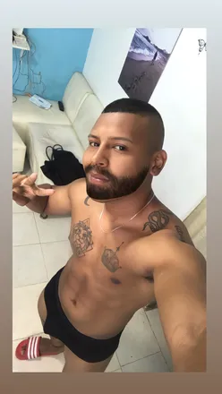 OnlyFans cuenta exoticmen header 2