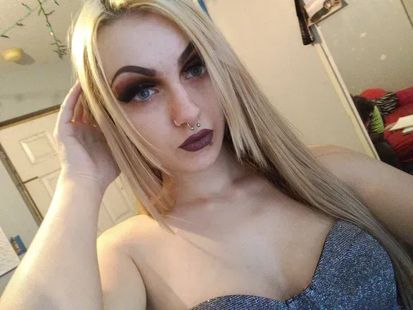 OnlyFans cuenta toriilicious avatar 1