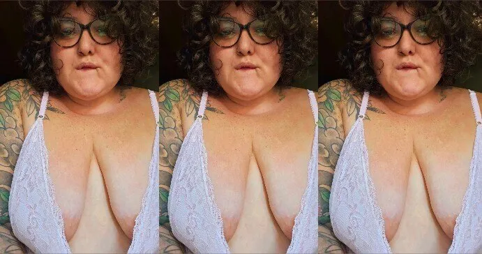 OnlyFans account  sweetfatbottomedvip header 2