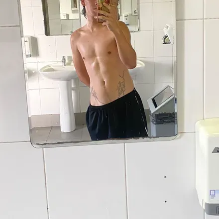 OnlyFans cuenta yourrr_men avatar 1