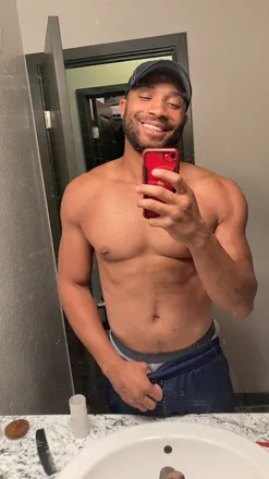 OnlyFans cuenta dontae-g header 2
