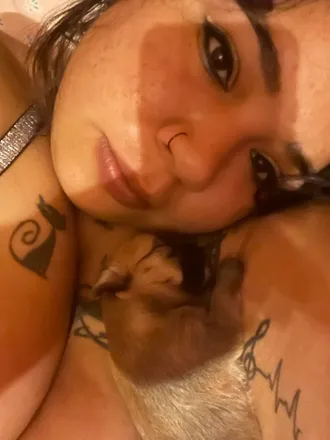 OnlyFans cuenta nikkaarriaga header 2