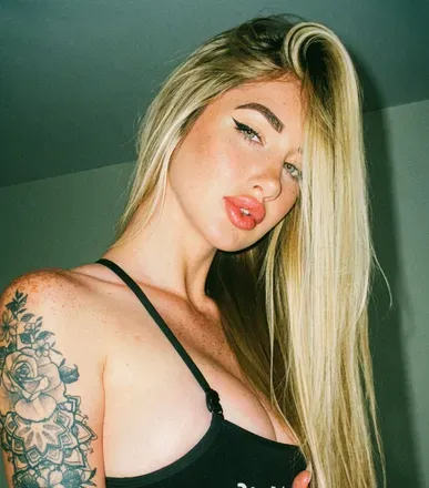 OnlyFans cuenta onlykaes avatar 1