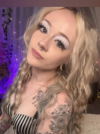 OnlyFans of crybaby_pixie