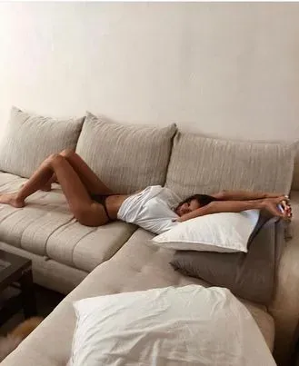 OnlyFans cuenta sarah_abril23 header 2