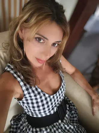 OnlyFans account  frenchchloe avatar 1