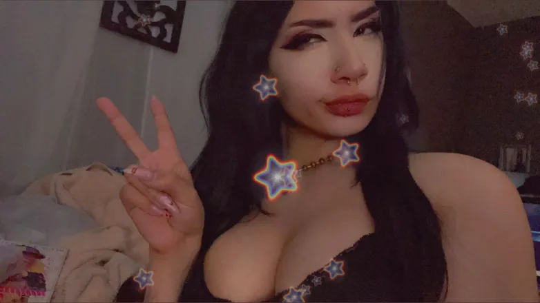 OnlyFans account  inhellmichelle header 2