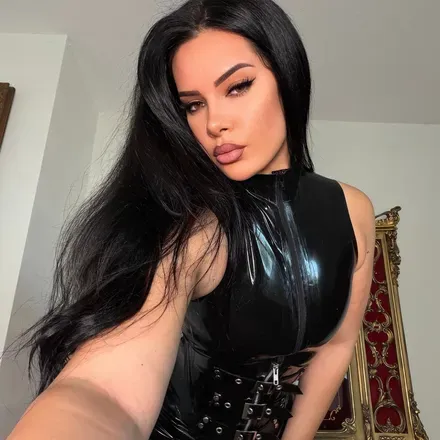 OnlyFans cuenta missnerezza avatar 1