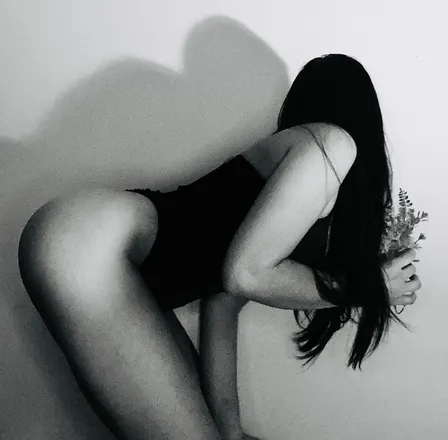 OnlyFans cuenta themoon_girl header 2