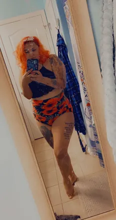 OnlyFans cuenta lizzyr3 header 2