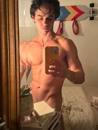 OnlyFans cuenta munino_ header 2