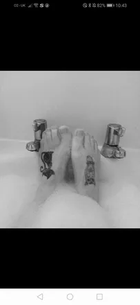 OnlyFans cuenta pixiefeet2.5 header 2