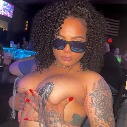 OnlyFans account  olmissbabe avatar 1