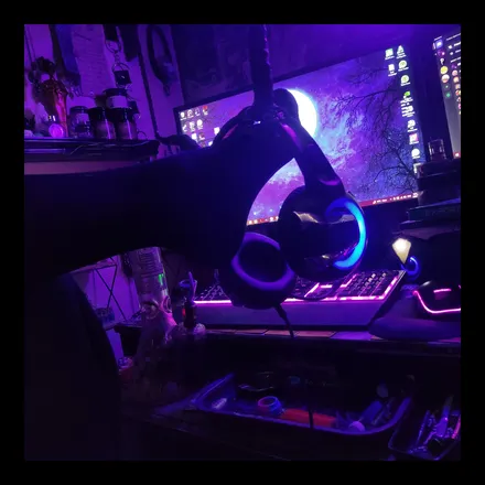 OnlyFans cuenta brightestdarkness header 2