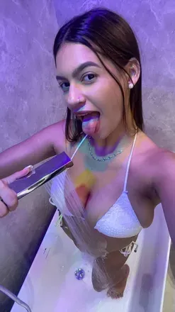 OnlyFans account  chloe_gim avatar 1