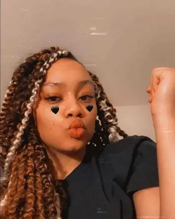 OnlyFans cuenta kravememariee avatar 1