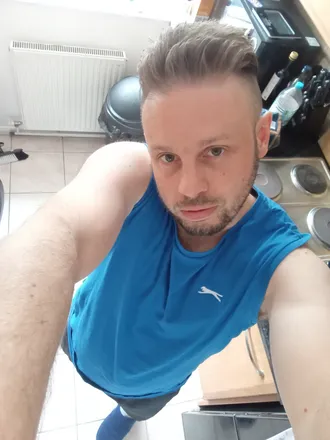 OnlyFans cuenta dadbod85ben header 2
